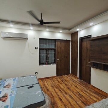 2 BHK Apartment For Rent in Chattarpur