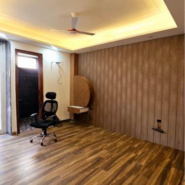 Bedroom in 4 BHK Builder Floor at Ansal API Esencia, Sector 67 – for Sale