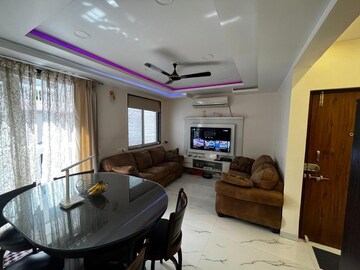 Master Bedroom in 2 BHK Apartment at Talera Park, Kalyani Nagar – for Rent