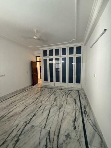 Bedroom in 4 BHK Builder Floor at Sector 7 – for Sale