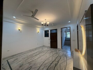 Room in 4 BHK Builder Floor at Sector 7 – for Sale