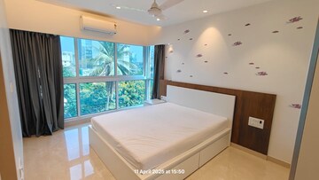 Bedroom in 2 BHK Apartment at Bandra West – for Rent