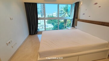 Bedroom in 2 BHK Apartment at Bandra West – for Rent