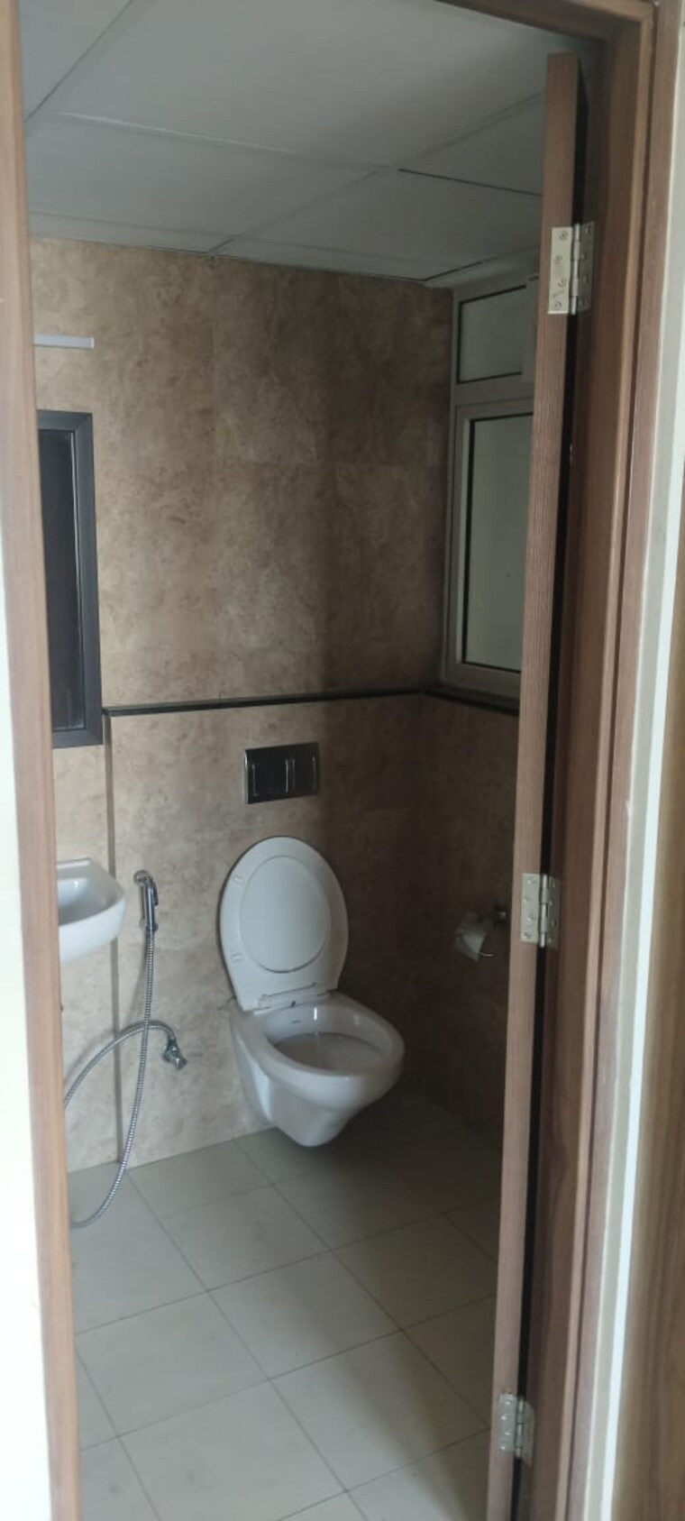 Bathroom, shapoorji-pallonji-joyville-gurgaon 3 Bedroom 1852 Sq.Ft. Apartment In Sector 102 Gurgaon 8490271