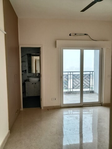 2.5 BHK Apartment For Rent in Central Park Cerise Suites, Sohna Sector 33