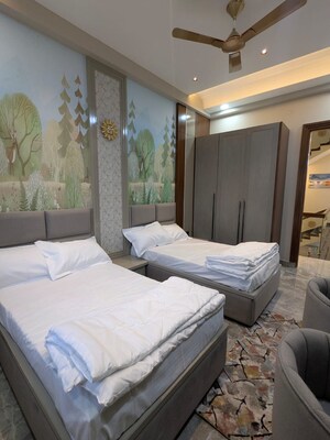 Bedroom in 6 BHK Villa at Vaishali Nagar – for Sale