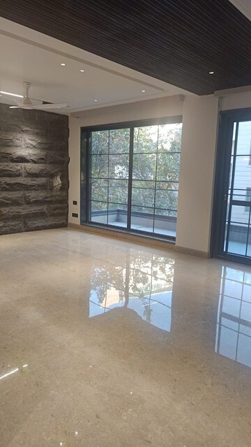 Team Area in  Office Space at Sector 27 – for Rent