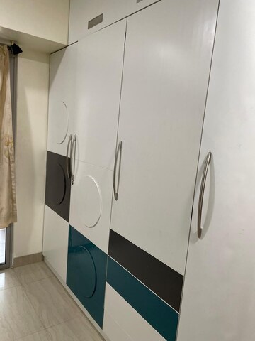 Furnished Amenities in 2 BHK Apartment at Siddhesh Optimus, Viman Nagar – for Rent