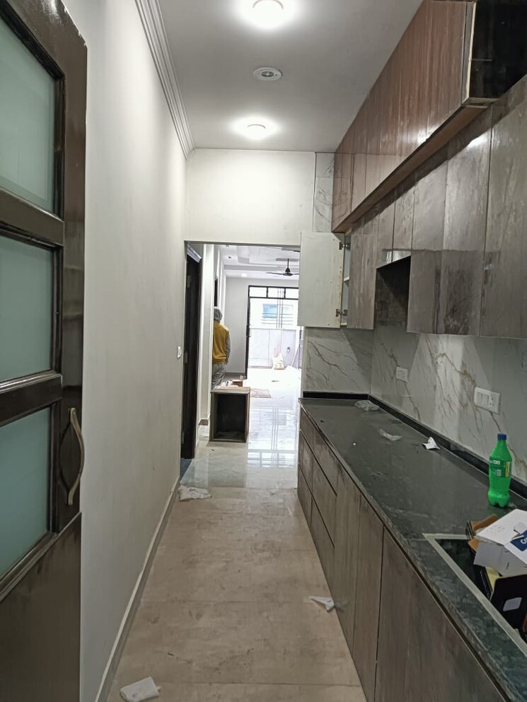 Kitchen, uppal-southend 3 Bedroom 1800 Sq.Ft. Builder Floor In Sector 49 Gurgaon 8490364