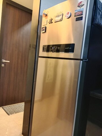 Furnished Amenities in 3 BHK Apartment at Lodha Splendora, Ghodbunder Road – for Rent