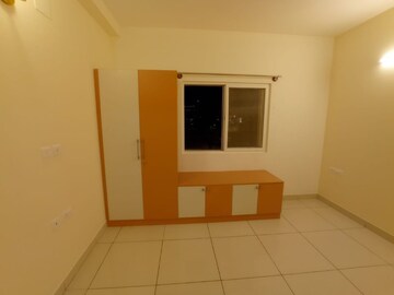 Room in 3 BHK Apartment at Prestige Finsbury Park Regent, Bagaluru  – for Rent
