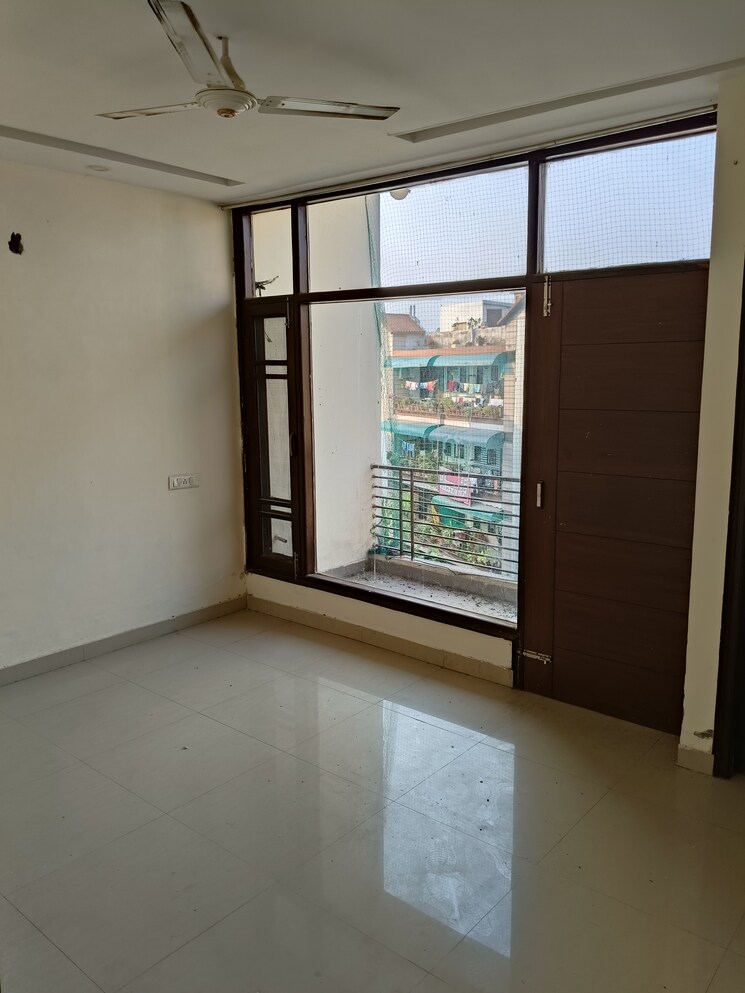 Room, guru-nanak-enclave 3 Bedroom 1100 Sq.Ft. Builder Floor In Dhakoli Village Zirakpur 8490325