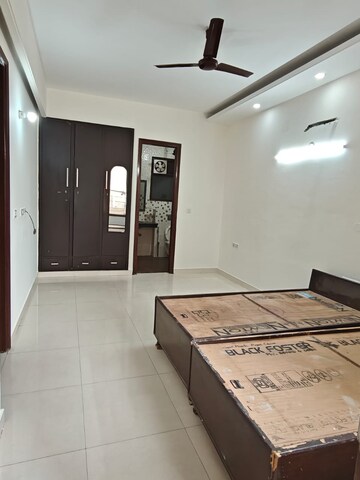 Bedroom in 3 BHK Builder Floor at Sector 46 – for Rent