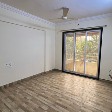 Room in 2 BHK Apartment at Sawalaram Shrushti, Tilak Nagar – for Rent