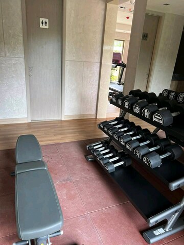 Gym in 2 BHK Apartment at Sheth Vasant Oasis, Andheri East – for Sale