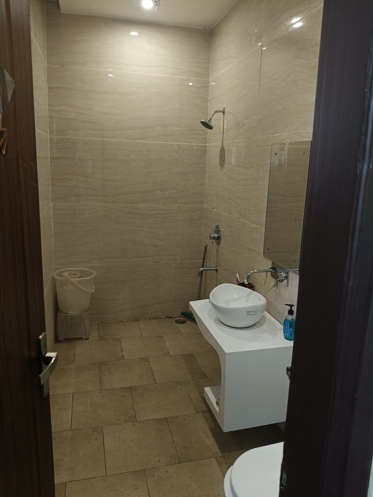 Bathroom, dhakoli village 3 Bedroom 1200 Sq.Ft. Builder Floor In Dhakoli Village Zirakpur 8490363
