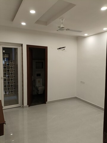 Room in 3 BHK Builder Floor at Peer Mucchalla – for Sale