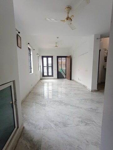 3 BHK Villa For Rent in Amrapali Jaura Heights, Amrapali Leisure Valley