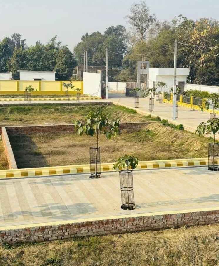 Exterior View, ved-express-city  100 Sq.Yd. Plot In Sector 22 Yamuna Expressway Greater Noida 8490426