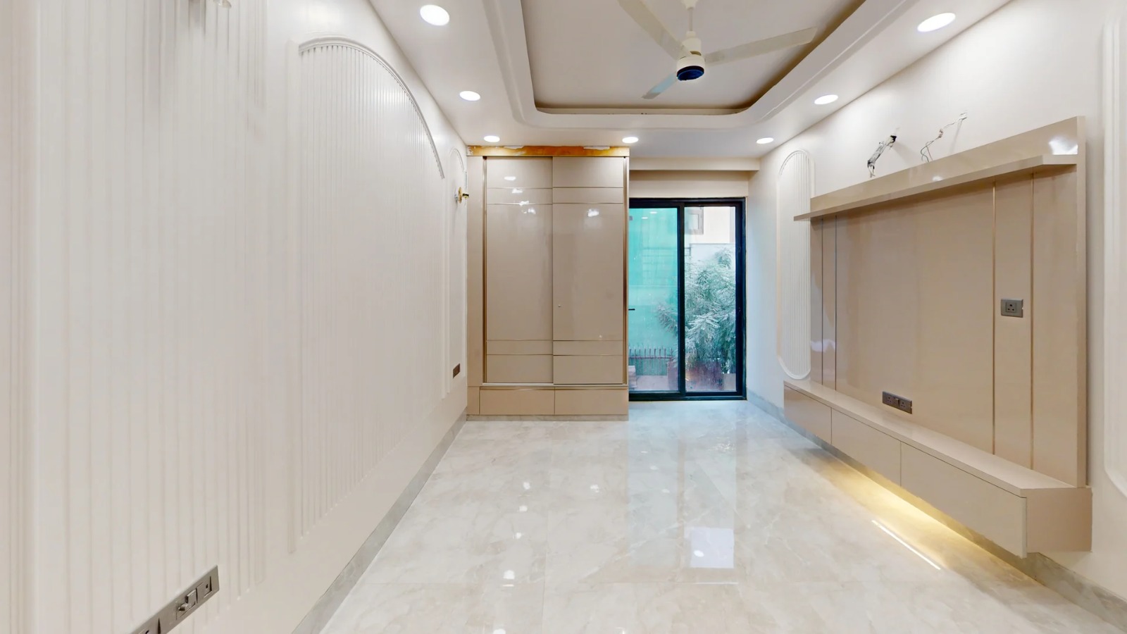 3.5 BHK + Servant Room Builder Floor For Sale in SS Mayfield Gardens