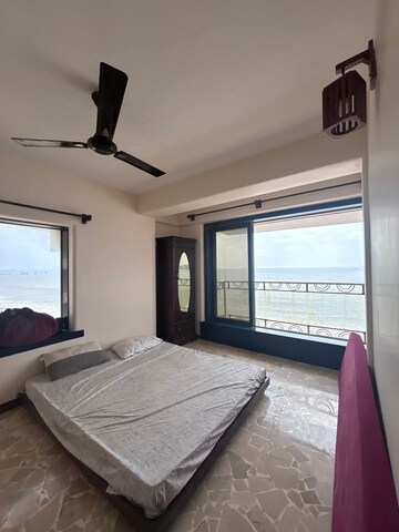 Bedroom in 1 BHK Apartment at Andheri West – for Rent