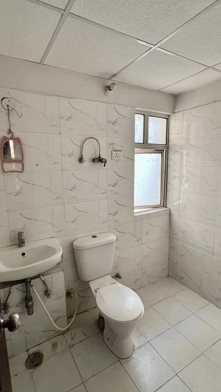 Bathroom, scc-sapphire 2 Bedroom 795 Sq.Ft. Apartment In Raj Nagar Extension Ghaziabad 8490511