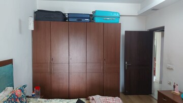 Bedroom in 2 BHK Apartment at DLF Silver Oaks, Sector 26 – for Sale