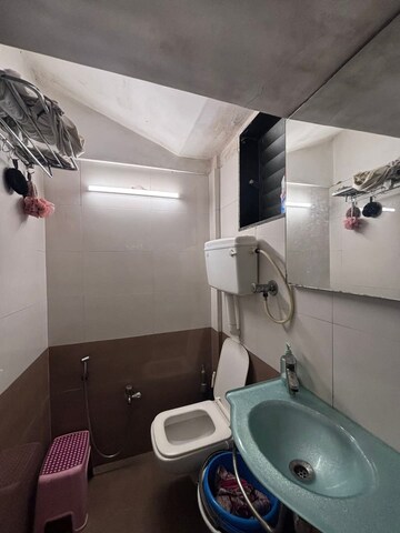 Master Bedroom in 1 BHK Apartment at Andheri West – for Rent