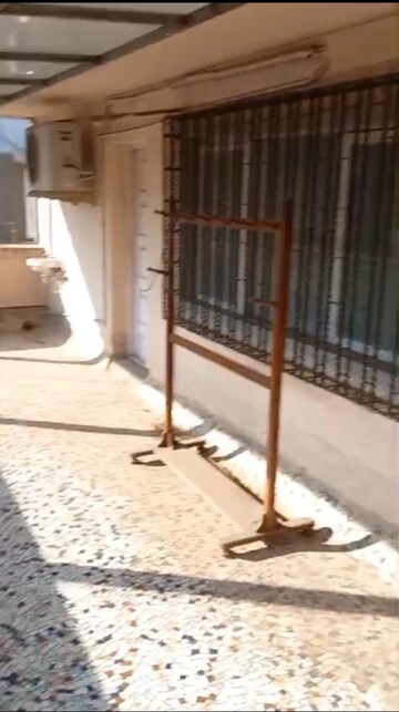 2 BHK Apartment For Sale in Colaba