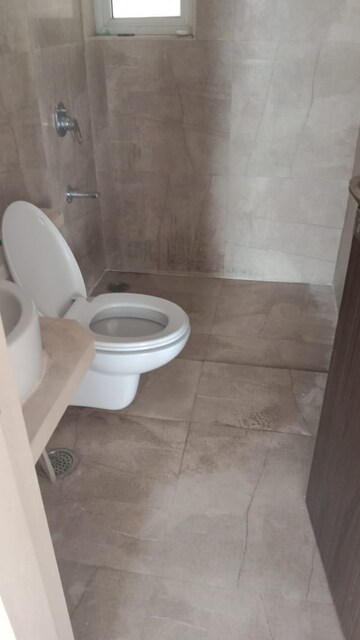  2 BHK Apartment at Goregaon East – for Rent