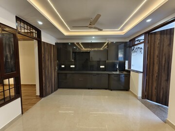 Kitchen in 2.5 BHK Apartment at Orchid Island, Sector 51 – for Rent