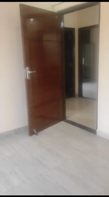 Room in 3 BHK Builder Floor at Gms Road – for Sale