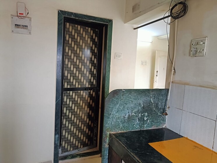 Room, ng-park 1 Bedroom 400 Sq.Ft. Apartment In Dahisar East Mumbai 8490630