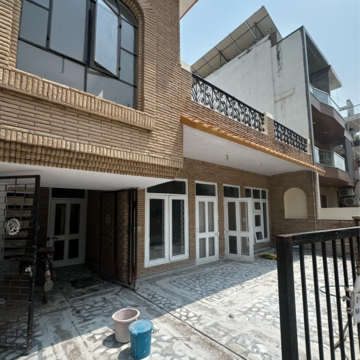 3.5 BHK Independent House For Rent in Sector 28