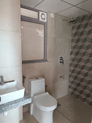 Bathroom in 2 BHK Apartment at Kalpataru Immensa, Kolshet Road – for Sale