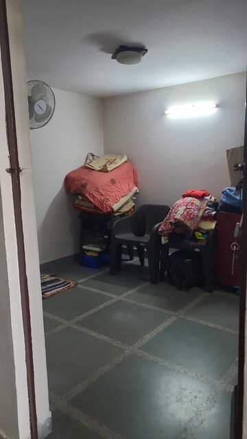 Parking in 1 BHK Builder Floor at Lajpat Nagar – for Rent