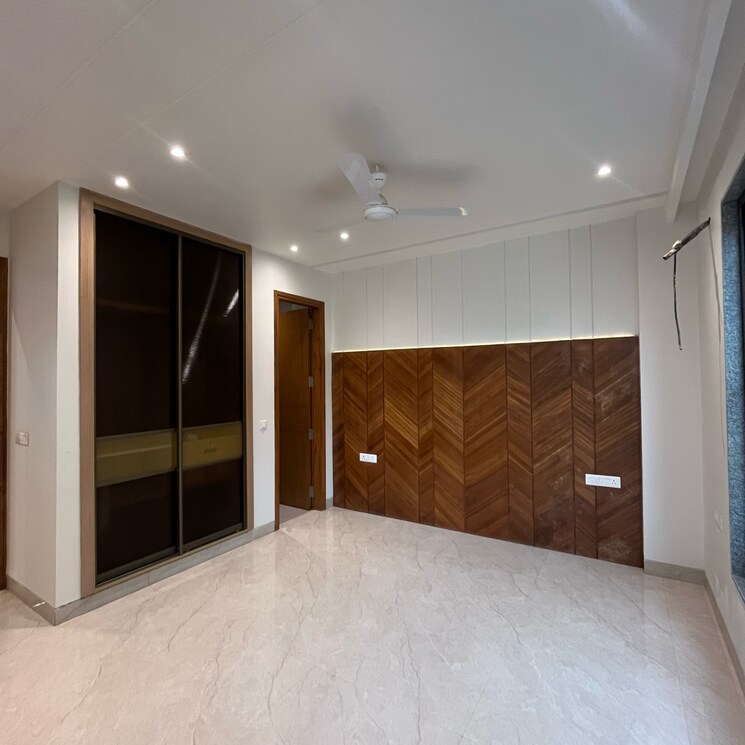 Room, tarc-ishva 4 Bedroom 22000 Sq.Ft. Builder Floor In Mandi Gurgaon 8490732