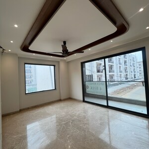 Room in 4 BHK Builder Floor at Tarc Ishva, Mandi – for Sale