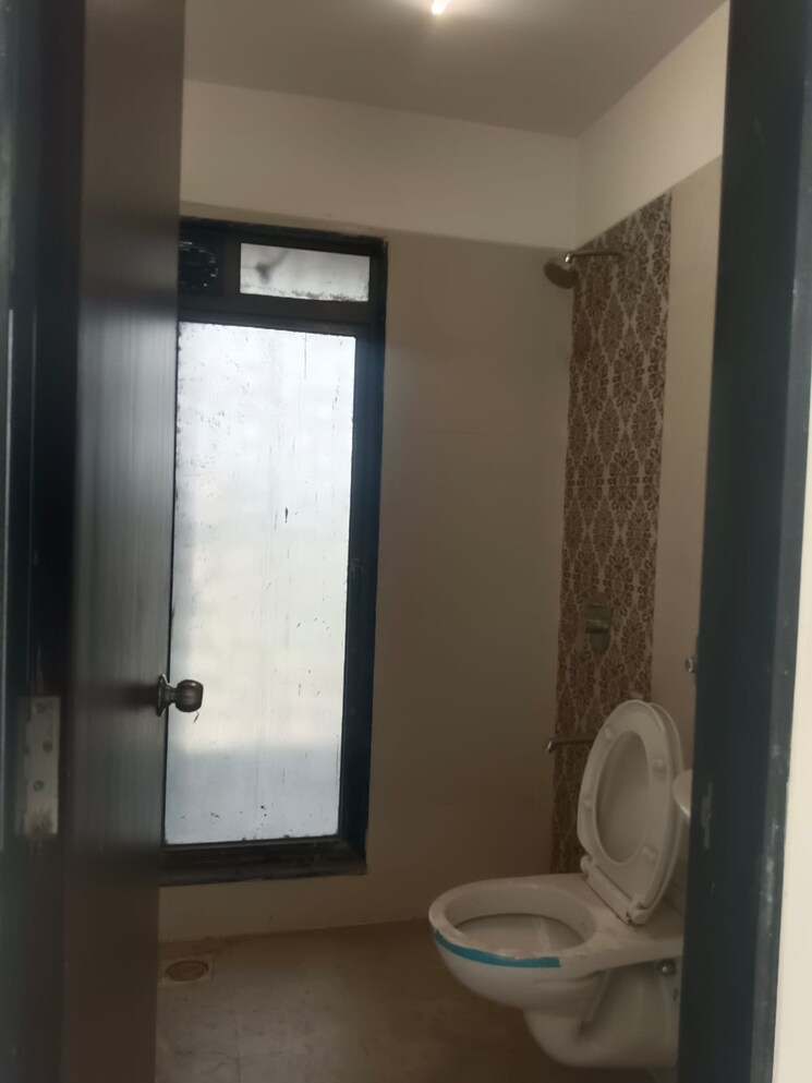 Bathroom, chembur 1 Bedroom 620 Sq.Ft. Apartment In Chembur Mumbai 8490729