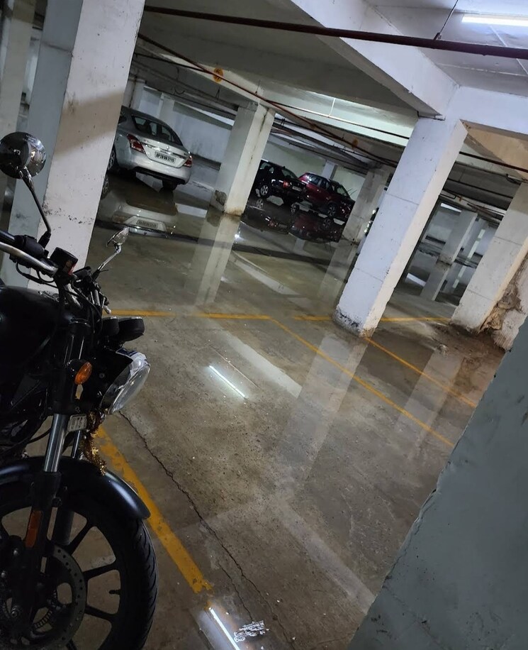  Parking, aditya-empress-towers 3 Bedroom 2100 Sq.Ft. Apartment In Shaikpet Hyderabad 8490760