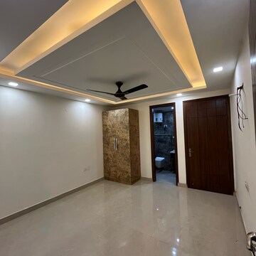 Room in 4 BHK Builder Floor at Chattarpur – for Sale