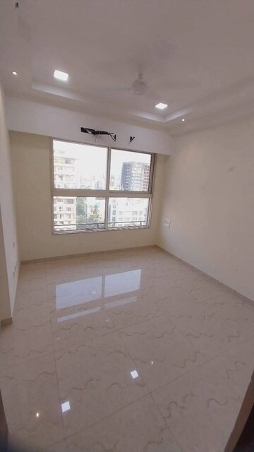 Room in 2 BHK Apartment at Andheri West – for Rent