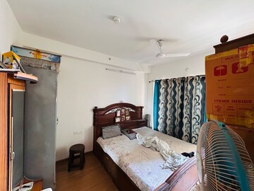 Bedroom in 2 BHK Apartment at Amanora Adreno Towers, Hadapsar – for Rent