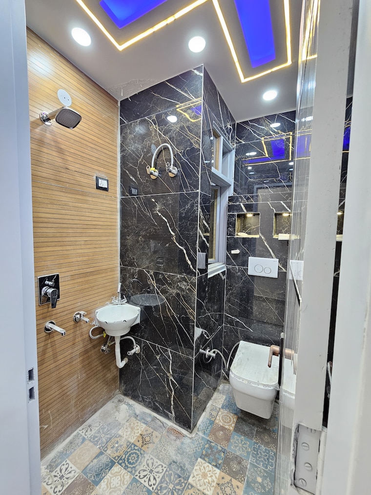 Master Bedroom, uttam nagar west 2 Bedroom 55 Sq.Yd. Builder Floor In Uttam Nagar West Delhi 8490909