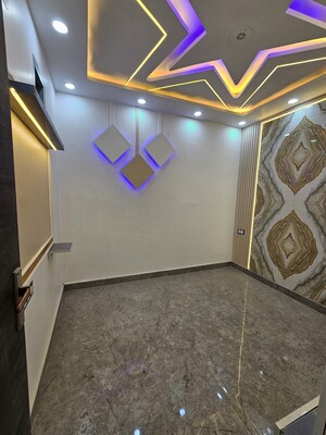 Furnished Amenities in 2 BHK Builder Floor at Uttam Nagar West – for Sale