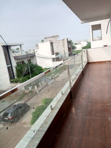 3 BHK Builder Floor For Rent in Sector 85