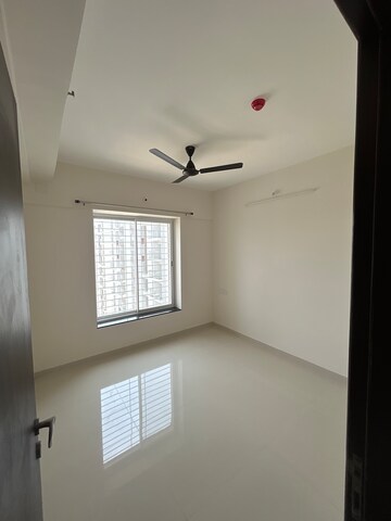 Furnished Amenities in 3 BHK Apartment at Yashwin Orizzonte, Kharadi – for Rent