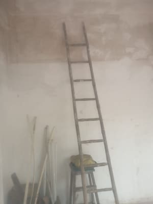 Staircase in  Shop at Mulund East – for Sale