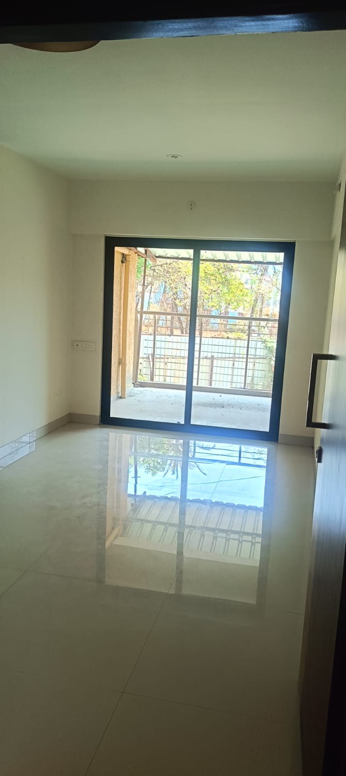 2 BHK + Pooja Room Apartment For Sale in Tharwani Ariana Phase II