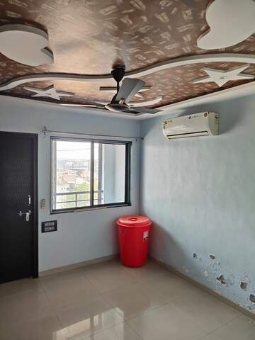 Room in 3 BHK Apartment at Adajan – for Rent